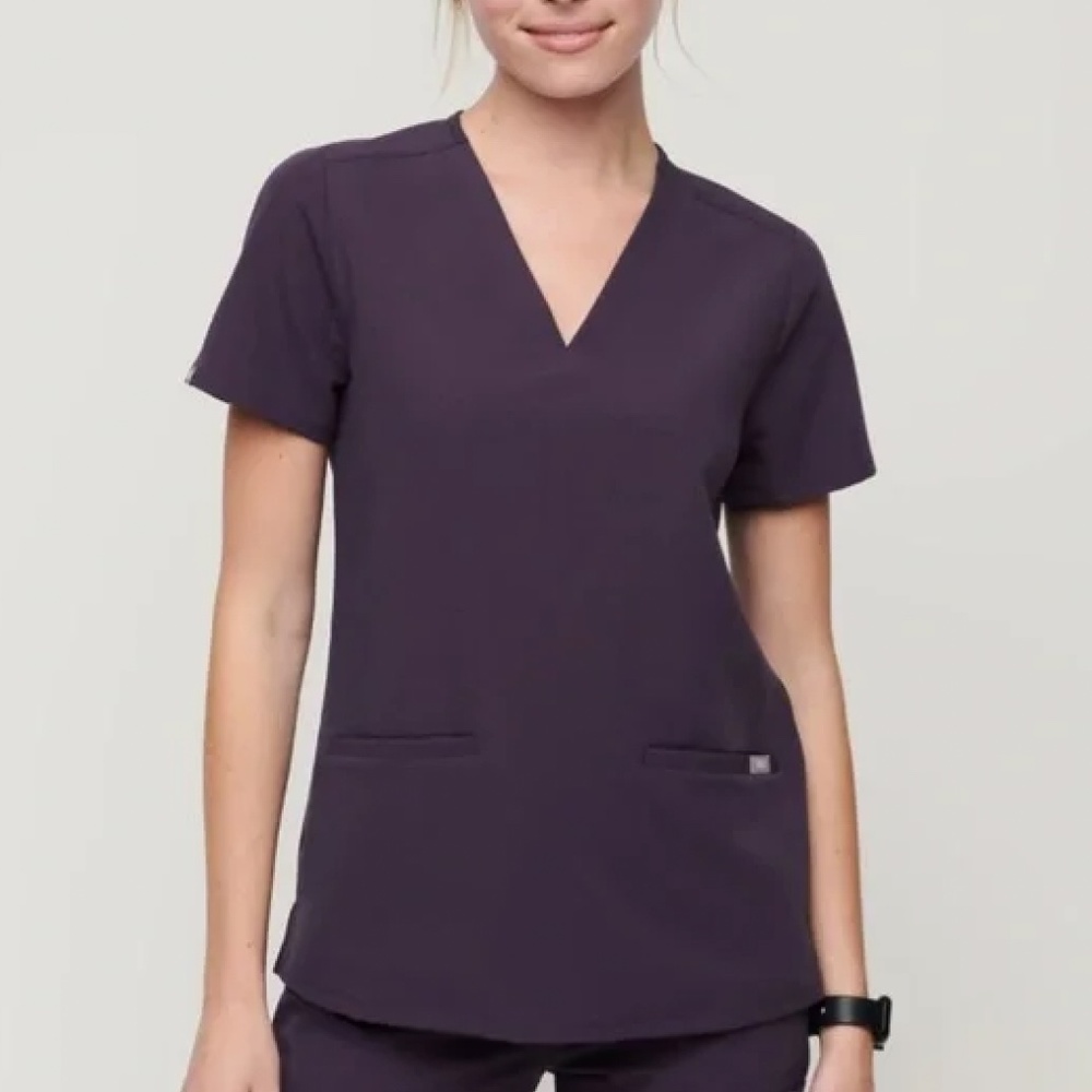 Figs Womens Purple Shadow Casma 3 Pocket Scrub Top Size XL